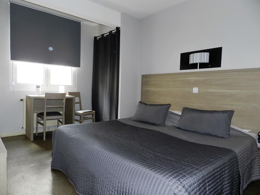 Hotel Le Cerizay Eksteriør bilde